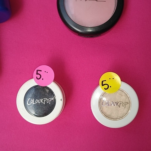 Make-Up - Picture 5 of 8